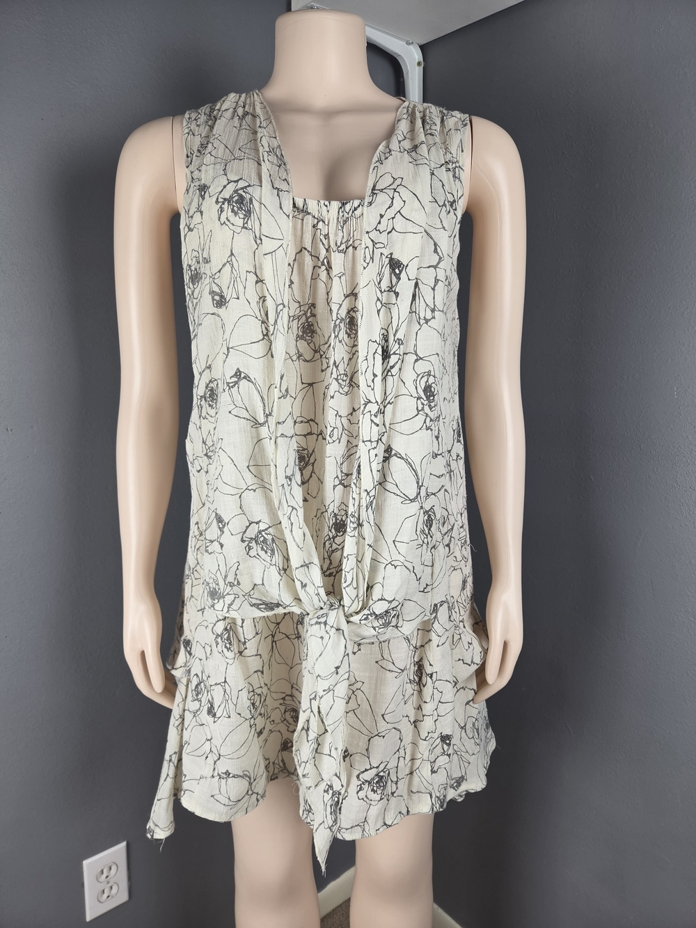 Papillon Blanc Cream and Black Floral-Print Blouse